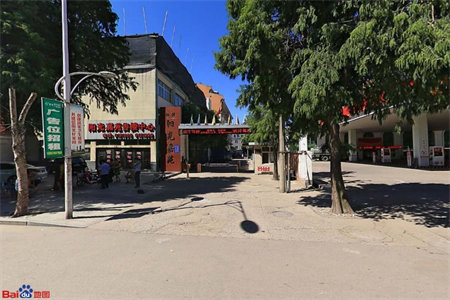 香榭里2室2厅1卫88㎡带附房精装修送家具